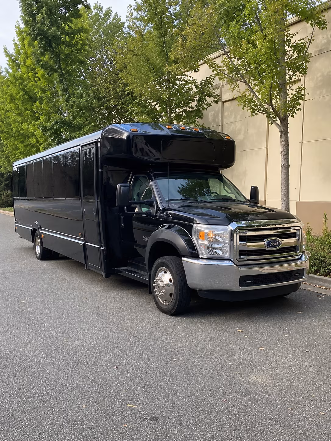 hialeah holiday party bus rental
