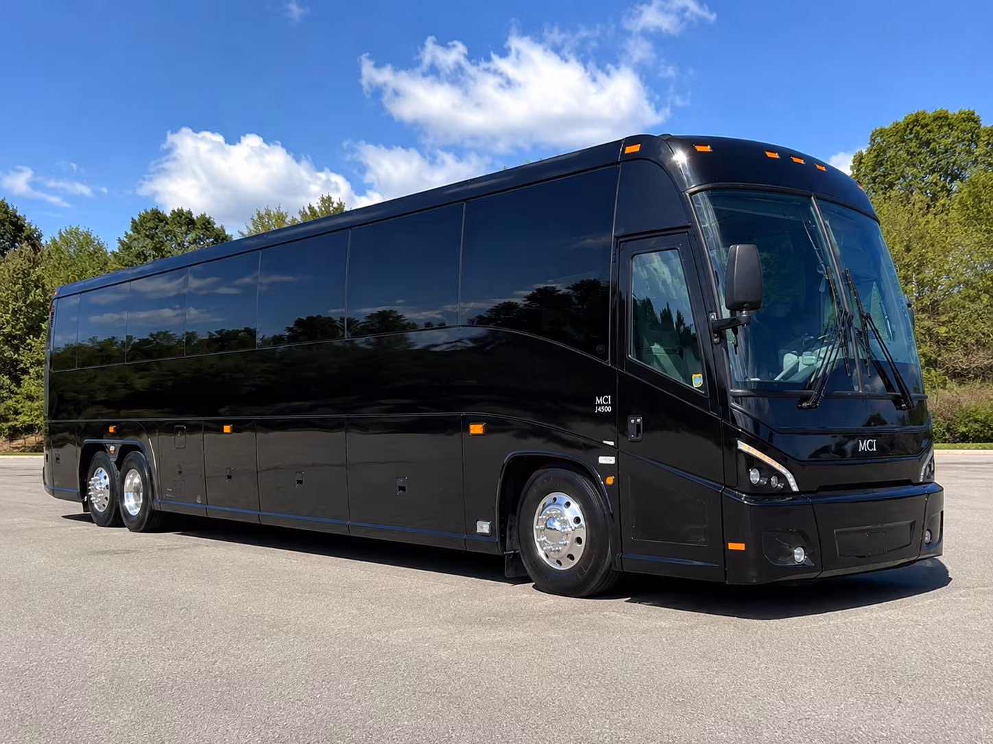 why hialeah groups choose hialeahcharterbuscompany com for corporate shuttles and field trips